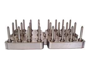 一出24熱流道點(diǎn)膠系統(tǒng)