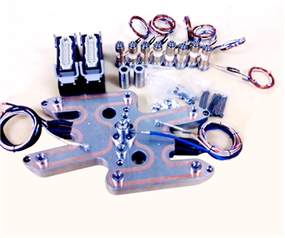 一出八點膠咀熱流道系統